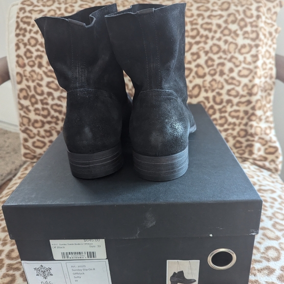 NDC Handmade in Italy Ankle Bootie - Picture 4 of 8